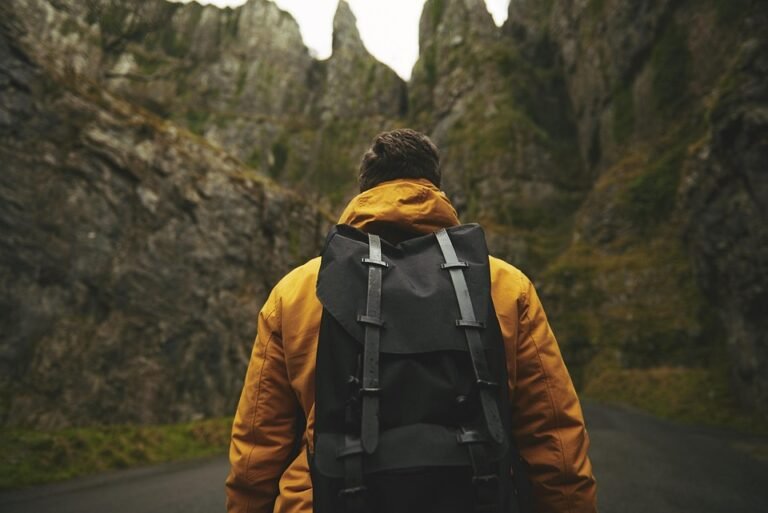 backpacking europe tips