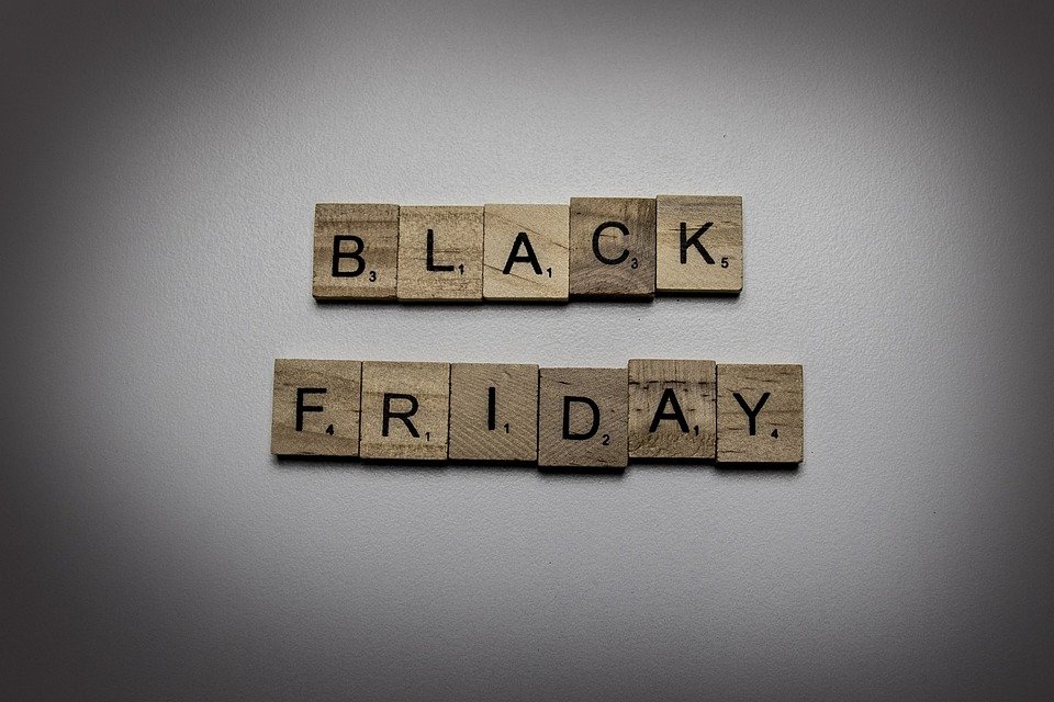black-friday-4655335_960_720
