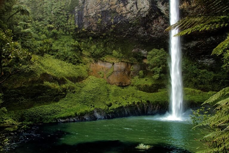 bridal-veil-fall-52449_960_720