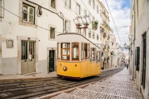 lisbon-8268841_960_720